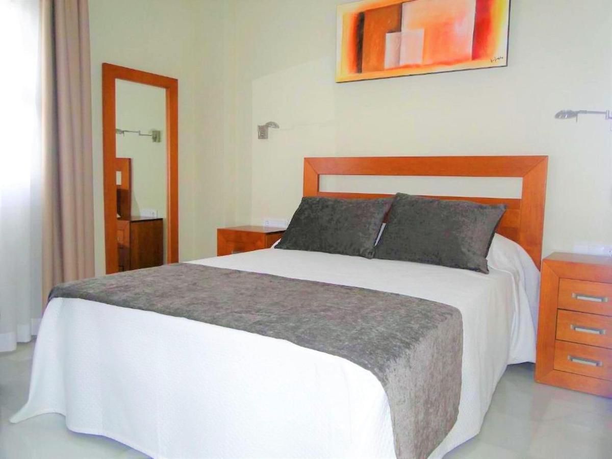 Attractive Holiday Home In Roquetas De Mar Surrounded By Beaches Exteriör bild